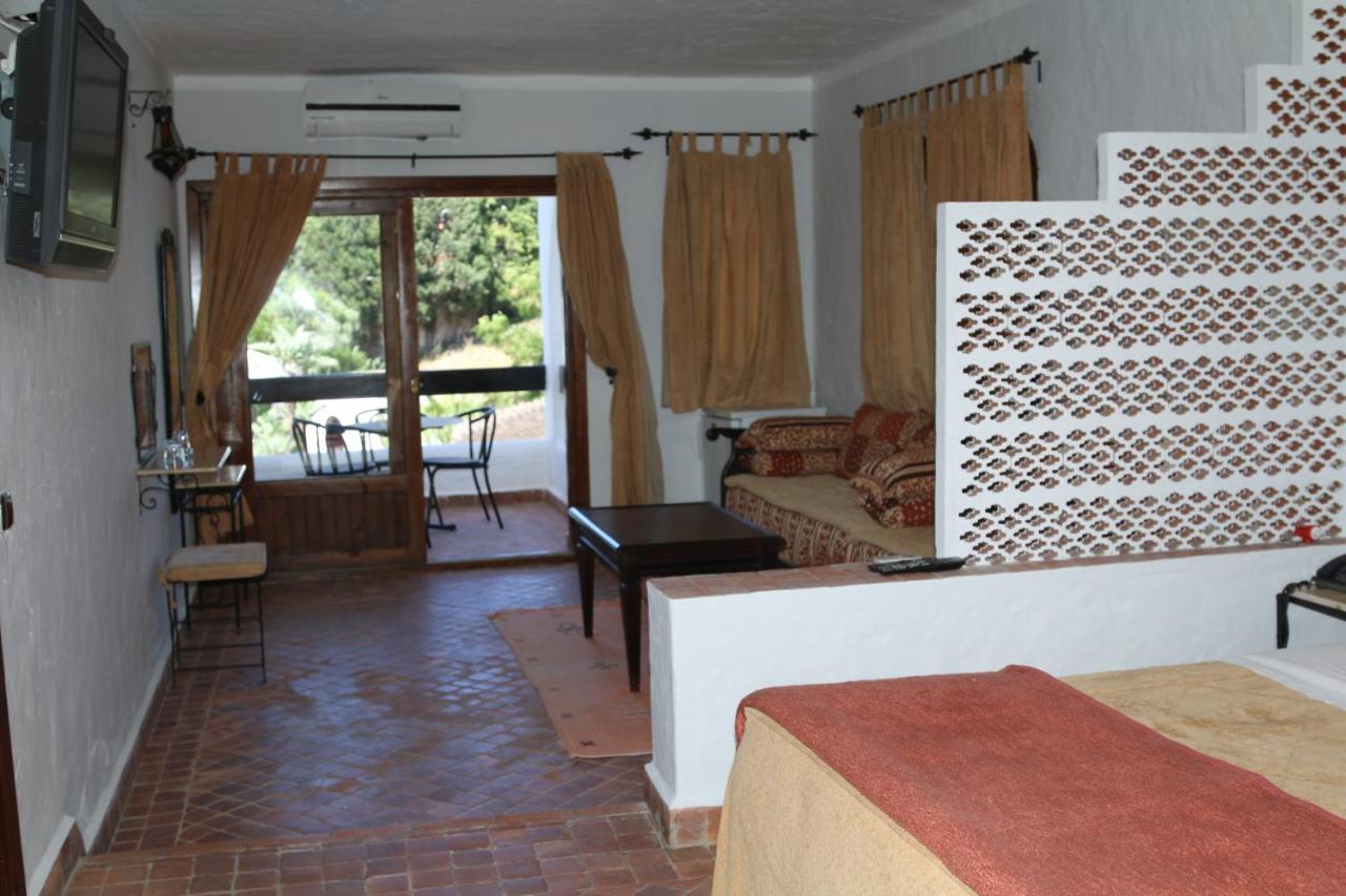 Hotel Mandy เทโทอัน ภายนอก รูปภาพ