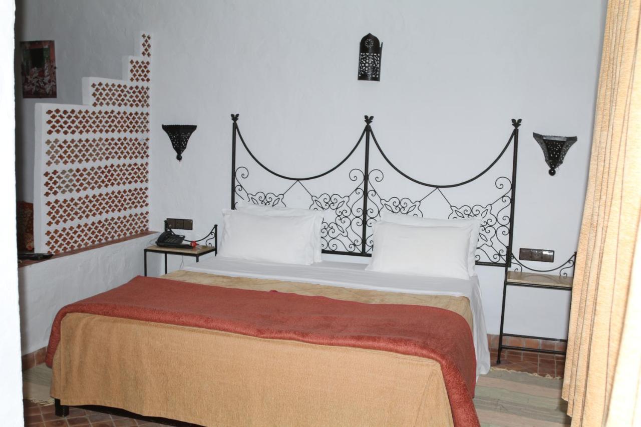 Hotel Mandy เทโทอัน ภายนอก รูปภาพ