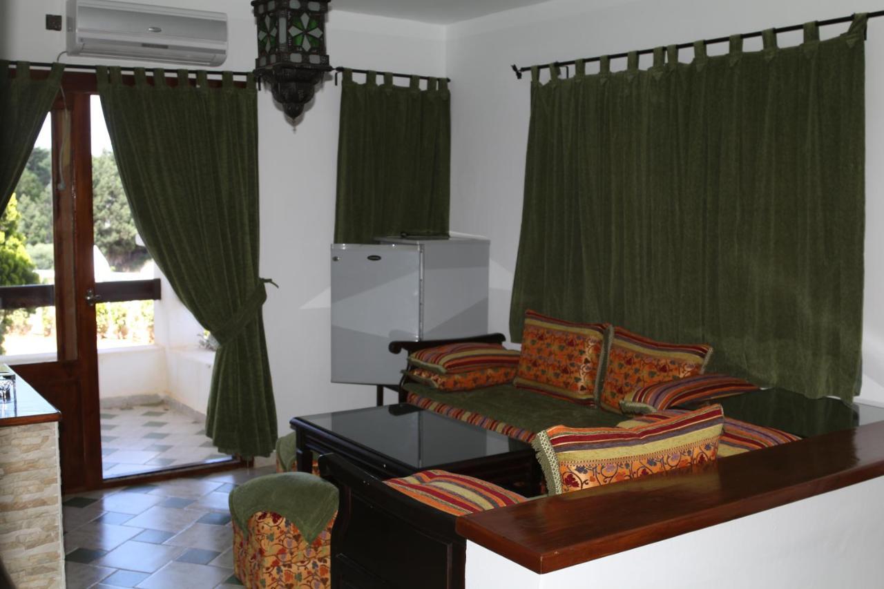Hotel Mandy เทโทอัน ภายนอก รูปภาพ