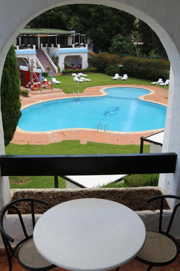 Hotel Mandy เทโทอัน ภายนอก รูปภาพ