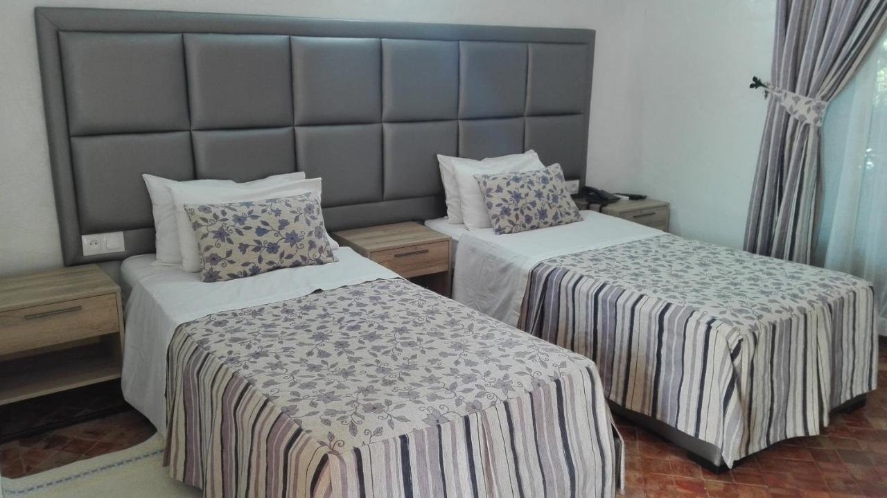 Hotel Mandy เทโทอัน ภายนอก รูปภาพ