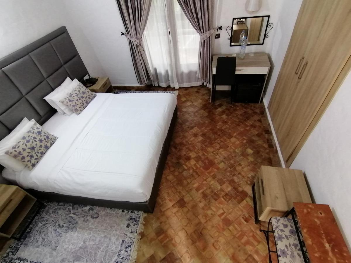 Hotel Mandy เทโทอัน ภายนอก รูปภาพ