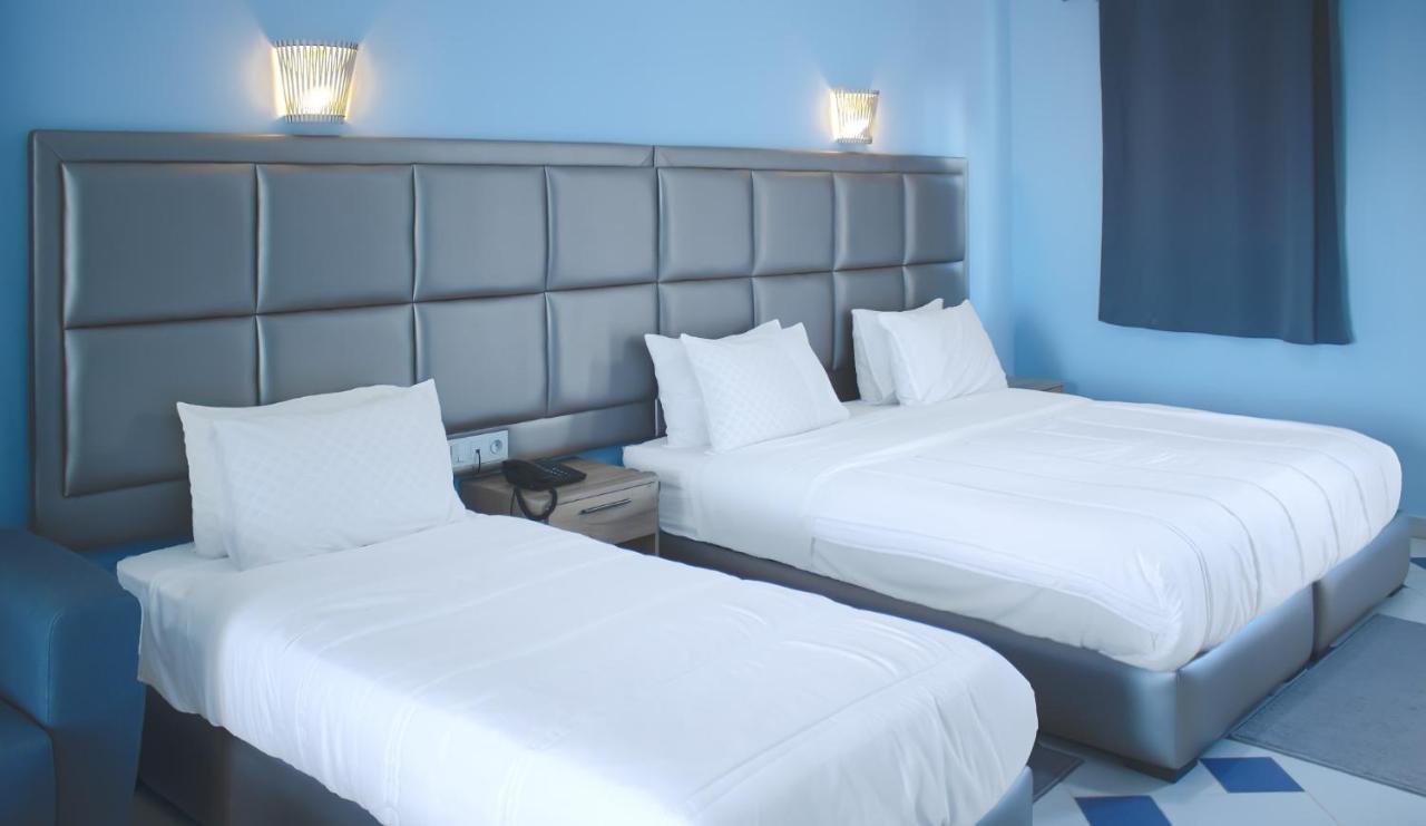 Hotel Mandy เทโทอัน ภายนอก รูปภาพ